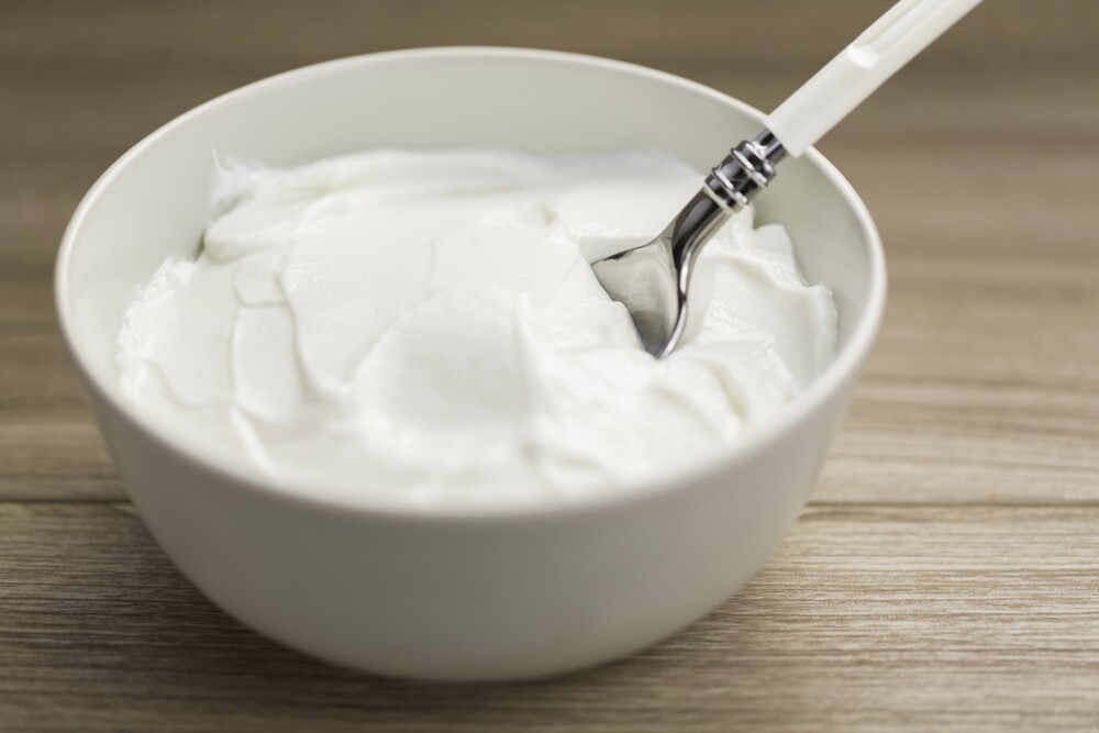 De la texture au goût : comprendre les différences entre fromage blanc et yaourt